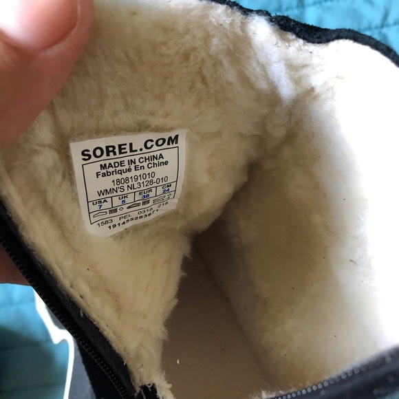 Boots - Picture 6 of 8